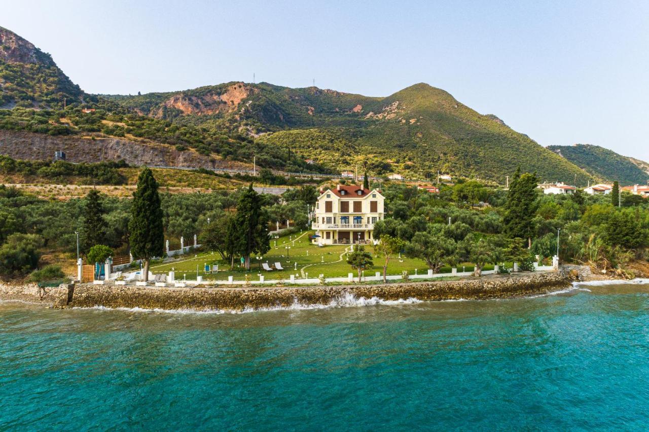 Villa Filoxenia - By The Sea - Up To 12 Guests Kato Rodini 외부 사진